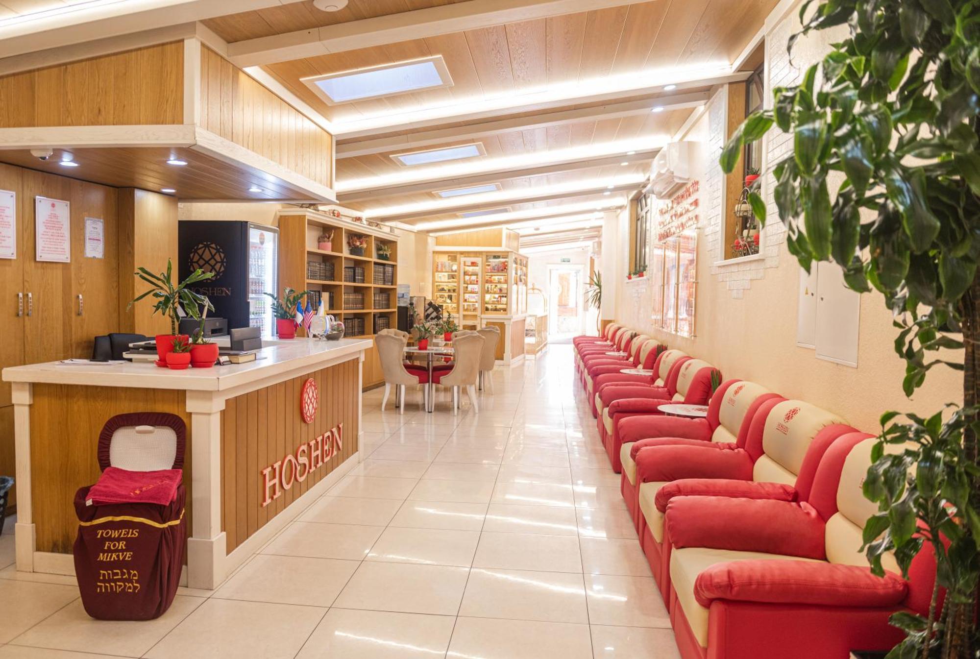 Hoshen Hotel Umanʼ Exterior foto