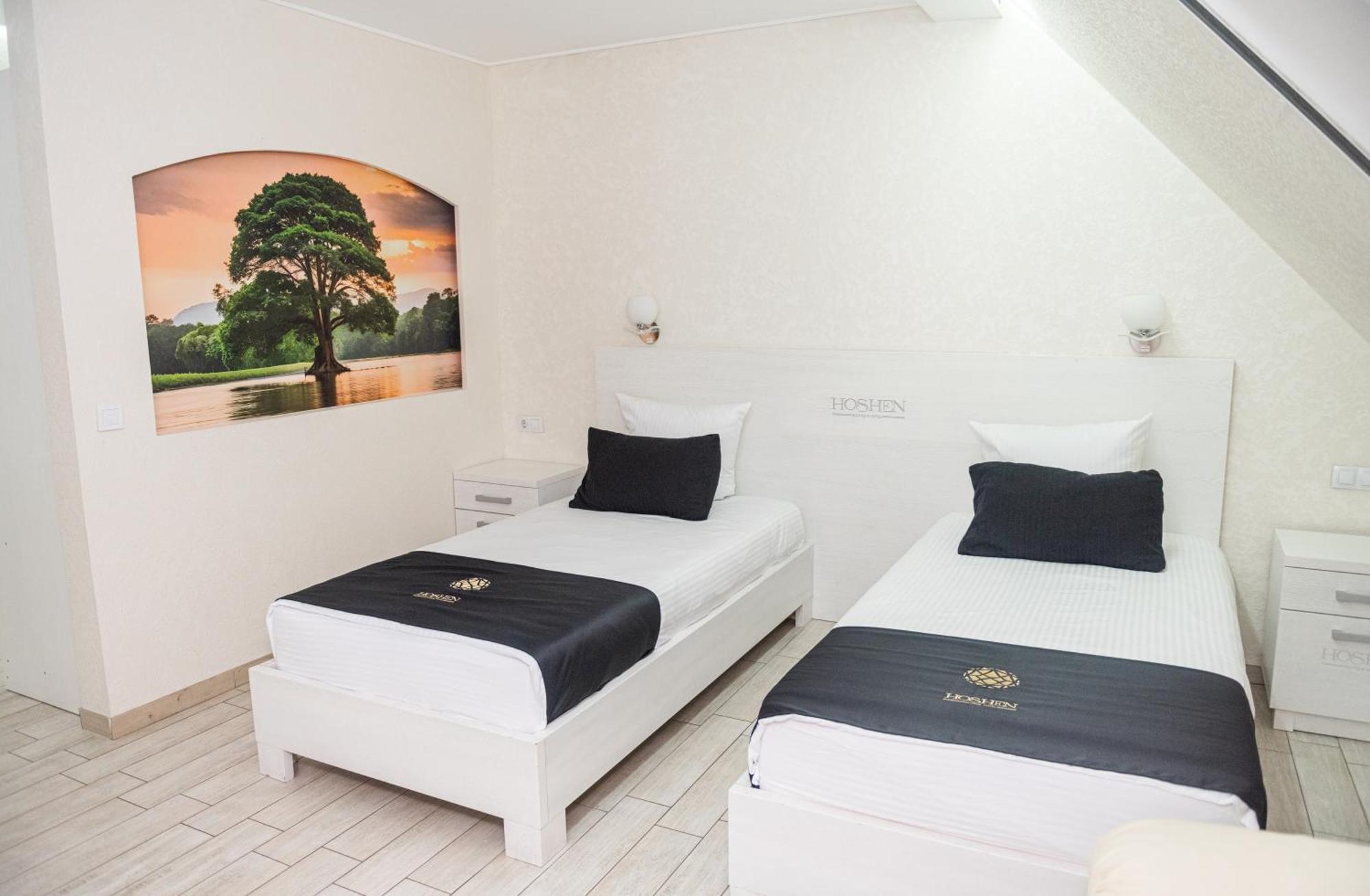 Hoshen Hotel Umanʼ Exterior foto